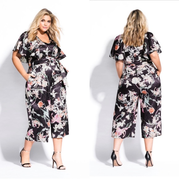 City Chic Pants - City Chic Midnight Floral Short Sleeve Cropped Jumpsuit Black L 20 NWT